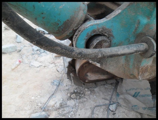 แมคโคร โคมัสสุ PC 30-7 สภาพสวยๆ