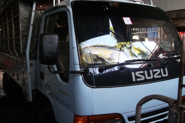 NKR110 ปี40 รถห้างแท้เดิมๆสวยไร้ที่ติ