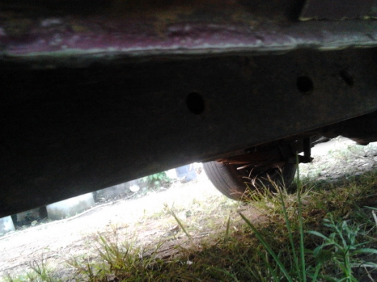 FORD MARATHON 2.5 MT SUPER CAB รถบ้านสภาพดีเดิมๆพร้อมใช้งาน เครื่องเดิม 4JA1 ประหยัดดีมาก ภายในห้องคอนโซลครบสวย แอร์เย็น พวงมาลัยเพาเวอร์ กระบะไม่มีผุ ช่วงล่างคัชซีสวยไม่ผุ ยางสภาพดี 60\% เอกสารเล่มทะเบียนครบพร้อมโอนครับ