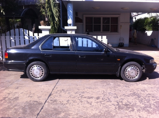 ขาย Accord โฉมไฟท้ายสั้นเดิมๆ