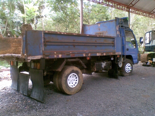 ขาย ISUZU 130  แรง  เทอร์โบ  จดทะเบียนปี 47  รถห้างมือแรก