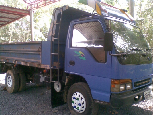 ขาย ISUZU 130  แรง  เทอร์โบ  จดทะเบียนปี 47  รถห้างมือแรก
