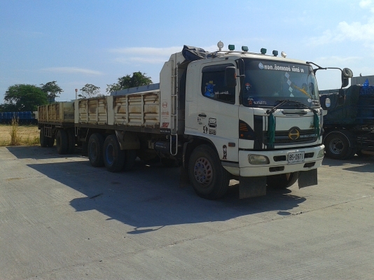 ขายรถบรรทุก10ล้อฮีโน่2เพลา