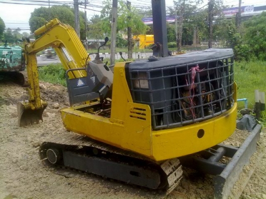 รถแบคโฮ PC 30 - 5 สนใจติดต่อ 081 - 609515 รถแบคโฮ PC 30 - 5 สนใจติดต่อ 081 - 609515