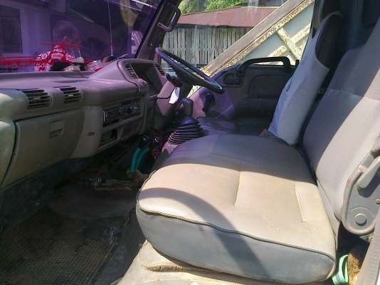 6ล้อดั้มNKR รถออกห้าง 88แรง เกียร์สั้น แอร์เย็น เล่มพร้อม ภาษีเต็ม 6ล้อดั้มNKR รถออกห้าง 88แรง เกียร์สั้น แอร์เย็น เล่มพร้อม ภาษีเต็ม