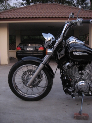 ***ขาย yamaha dragstar400 custom ปี 98 ราคา 87,000 (พร้อมของแถมหลายรายการ)