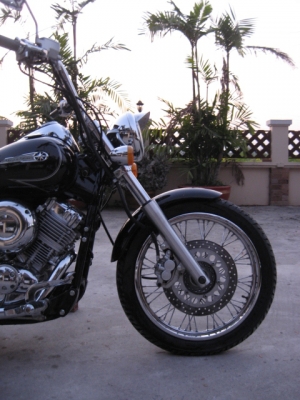 ***ขาย yamaha dragstar400 custom ปี 98 ราคา 87,000 (พร้อมของแถมหลายรายการ)