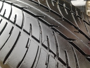 ขายยาง215/60/16 ปี 10 MICHERLINE VIVACY 1 ชุด  ราคา :  2,400.00  บาท