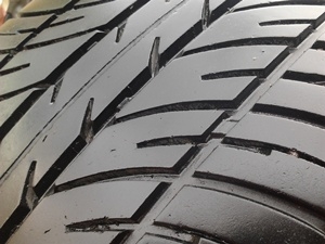 ขายยาง215/60/16 ปี 10 MICHERLINE VIVACY 1 ชุด  ราคา :  2,400.00  บาท