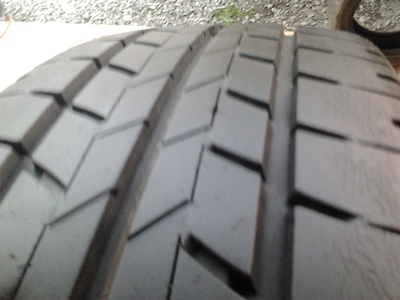 ขายยาง205/70/15 ปี 2208 BRIDESTONE LEO RV 1 ชุด  ราคา :  3,800.00  บาท