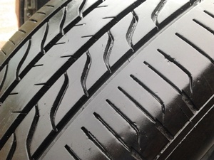 ขายยาง215/60/16 ปี 5010 MICHERLIN PRIMACY 1 ชุด   ราคา :  2,400.00  บาท