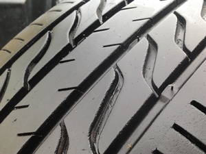 ขายยาง215/60/16 ปี 5010 MICHERLIN PRIMACY 1 ชุด   ราคา :  2,400.00  บาท