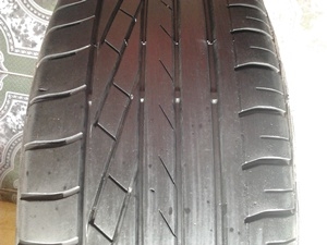 ขายยาง195/65/15 ปี 10 GOODYEARS Excellence 1 ชุด  ราคา :  2,600.00  บาท