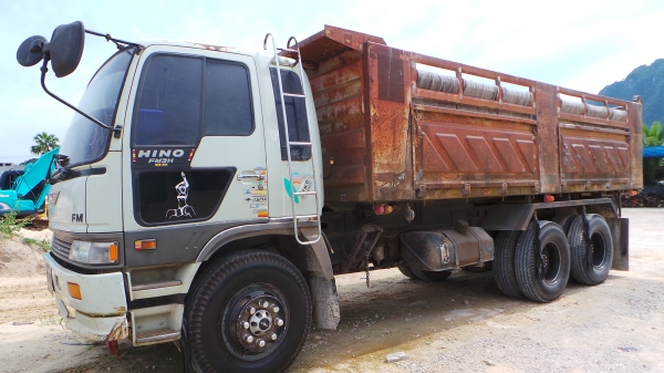HINO  FM3H 195 ดั้ม SMM  คุณชิดชนก  จ.ลำปาง  มัดจำกลางอากาศแล้วค่ะ