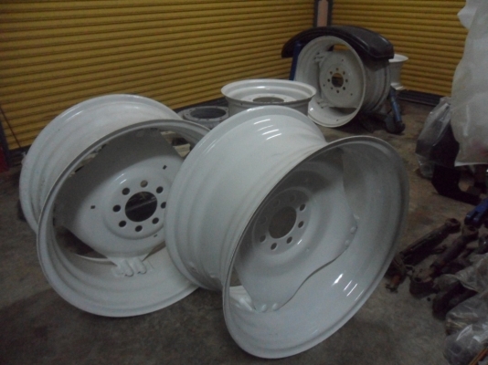 ขายแล้ว กระทะล้อหลังรถไถฟอร์ด 15-30 ของใหม่ครับคู่ละ 13,000บาท