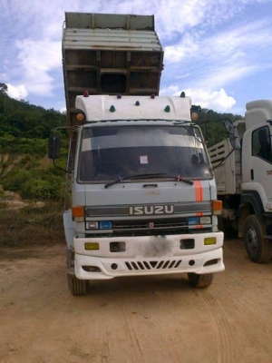 รถอิซูซุ 10 ล้อดั๊ม FXZ 240 แรงม้า นางฟ้าแท้ สนใจตดต่อ 081 - 6079515 รถอิซูซุ 10 ล้อดั๊ม FXZ 240 แรงม้า นางฟ้าแท้ สนใจตดต่อ 081 - 6079515