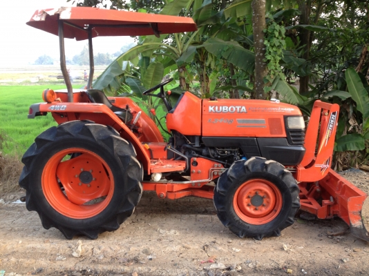 ขายด่วนรถไถคูโบต้าL3408พร้อมใบมีดดันดินหน้าและโลเตอร์ลรีตราช้างรถสภาพสวยพร้อมใช้ ขายด่วนรถไถคูโบต้าL3408พร้อมใบมีดดันดินหน้าและโลเตอร์ลรีตราช้างรถสภาพสวยพร้อมใช้