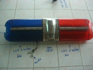 ไซเลนซ์ หลอด LED ข้างละ 4 แผง ด้านข้างอีกช้างละ 1 ดวง