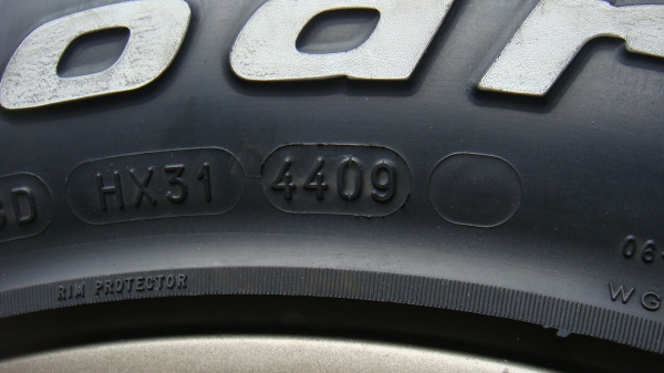 ขายยาง BF Goodrich 265 70 r16 พร้อมล้อลาย BREDLEY