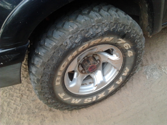 ขาย กระบะแค็ป 4WD ISUZU RODEO 2.8 ปี 40/97 เครื่อง 2.8 แห้งๆ ไม่หลวม  เกียร์ดี เกียร์โฟล์ใช้งานปกติ มีหอนนิดๆ ช่วงล่างแน่น คัสซีสวย ภายในดี พ.พาวเวอร์ แอร์ สีเดิมๆ ไม่เคยชน ยางดี 4 เส้น พื้นปูกระบะ ล้อแม็ก โรลบาร์ พร้อมลุย พร้อมใช้งาน ราคาต่อรองได้ครับ