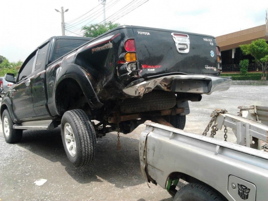 บริการยกรถ ลากรถเสีย รถอุษัติเหตุ ซากรถ ใกล้ ใกล ไปหมด รถจอดอยู่มีนบุรีราคาถูกโทรถามใด้ ต่างจังหัวดราคาเหมาๆ   086 512 9531