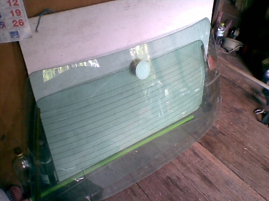 ขายกระจกบานหลัง BMW e30 1บาน