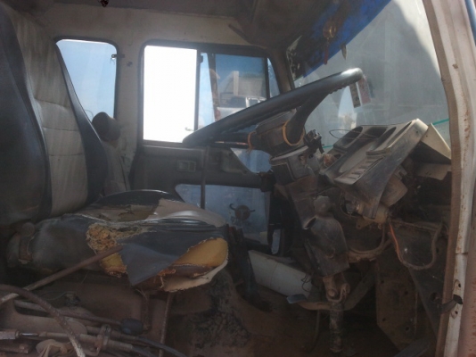 ขายรถประกอบตามรูปใช้งานปกติแชชซีเป็นหกล้อเบนซ์แปลงเป็นสิบล้อยังไม่ลงเล่มเอกสารครบ ขายรถประกอบตามรูปใช้งานปกติแชชซีเป็นหกล้อเบนซ์แปลงเป็นสิบล้อยังไม่ลงเล่มเอกสารครบ