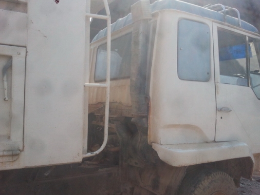 ขายรถประกอบตามรูปใช้งานปกติแชชซีเป็นหกล้อเบนซ์แปลงเป็นสิบล้อยังไม่ลงเล่มเอกสารครบ ขายรถประกอบตามรูปใช้งานปกติแชชซีเป็นหกล้อเบนซ์แปลงเป็นสิบล้อยังไม่ลงเล่มเอกสารครบ