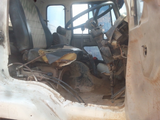 ขายรถประกอบตามรูปใช้งานปกติแชชซีเป็นหกล้อเบนซ์แปลงเป็นสิบล้อยังไม่ลงเล่มเอกสารครบ ขายรถประกอบตามรูปใช้งานปกติแชชซีเป็นหกล้อเบนซ์แปลงเป็นสิบล้อยังไม่ลงเล่มเอกสารครบ