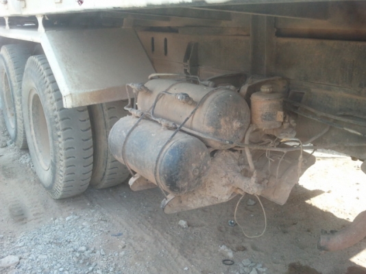 ขายรถประกอบตามรูปใช้งานปกติแชชซีเป็นหกล้อเบนซ์แปลงเป็นสิบล้อยังไม่ลงเล่มเอกสารครบ ขายรถประกอบตามรูปใช้งานปกติแชชซีเป็นหกล้อเบนซ์แปลงเป็นสิบล้อยังไม่ลงเล่มเอกสารครบ