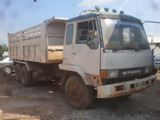 ขายรถประกอบตามรูปใช้งานปกติแชชซีเป็นหกล้อเบนซ์แปลงเป็นสิบล้อยังไม่ลงเล่มเอกสารครบ