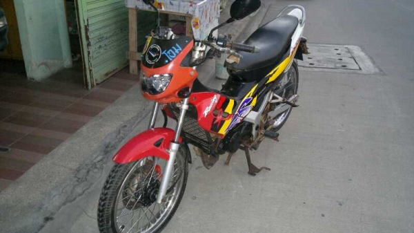 ขาย แด็ซ ปี42 เดิมๆเครื่องดีมาก 10000 บาท