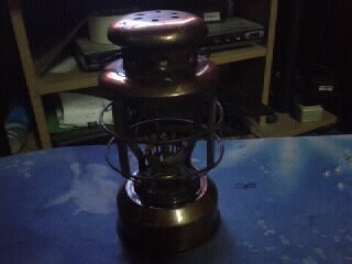 ตะเกียงโบราณ สภาพดีมาก อันกลางๆ 1500 ตะเกียงโบราณ สภาพดีมาก อันกลางๆ 1500