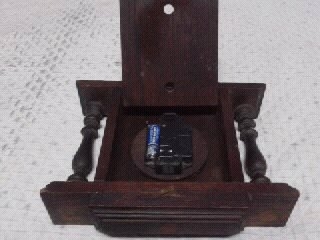 นาฬิกาแขวนฝนังเก่า สวย สภาพดี เป็นไม้ 1300 นาฬิกาแขวนฝนังเก่า สวย สภาพดี เป็นไม้ 1300