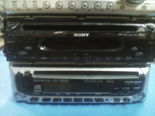 ขายวิทยุรถยนต์pioneer kenwood เล่นcd mp3