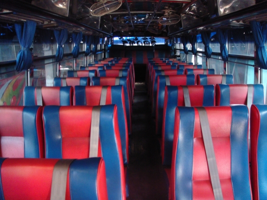 ขาย 830,000 บัสสภาพงาม เครื่องนิสสัน ขาย 830,000 บัสสภาพงาม เครื่องนิสสัน