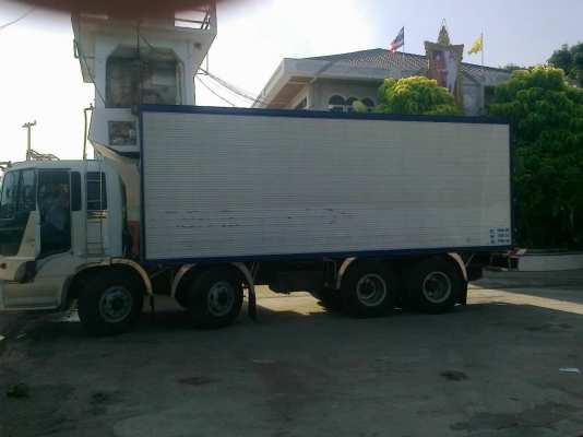 รถตู้ห้องเย็น พร้อมเครื่องฟิช สภาพสวยมาก