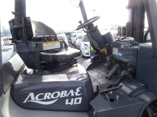 ขายฟอร์คลิฟต์ FORKLIFT TCM AT 3 TON SIDE SHIF ที่สุดของเทคโนโลยีระบบล้อคู่หน้าเลี้ยว 180 องศา เสายกสูง 3 M ด้วยน้ำหนักรถที่หนักถึง 8300 KG รุ่นนี้หากันมากครับ ขายฟอร์คลิฟต์ FORKLIFT TCM AT 3 TON SIDE SHIF ที่สุดของเทคโนโลยีระบบล้อคู่หน้าเลี้ยว 180 องศา เสายกสูง 3 M ด้วยน้ำหนักรถที่หนักถึง 8300 KG รุ่นนี้หากันมากครับ