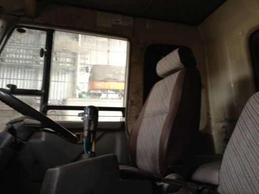 ขายMitsu FN527TD รถห้างแท้ปี38 สวยทั้งคัน ขายMitsu FN527TD รถห้างแท้ปี38 สวยทั้งคัน