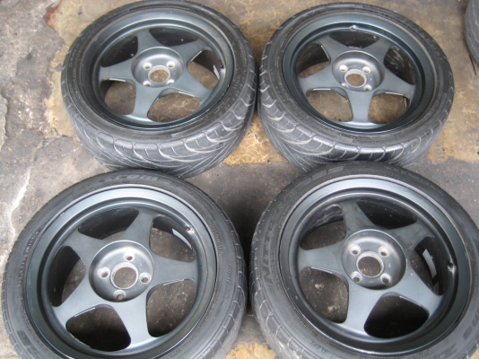 ขายแม็ค spoon แท้ ขอบ16 กว้าง 7 พร้อมยาง บอกตรง ๆ หายากนะ