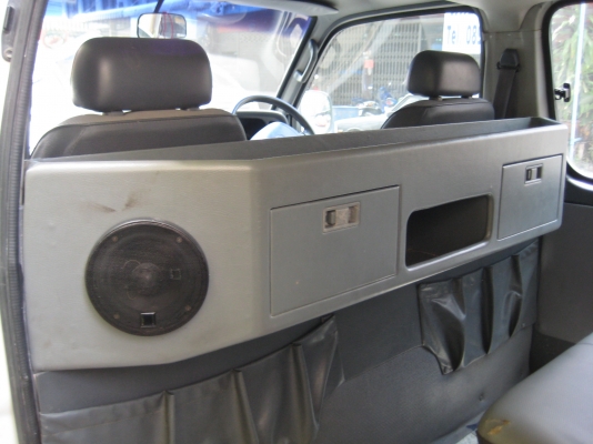 ขายรถตู้หัวจรวด ปี 99 เครื่องเดิม 5L พร้อมใช้สุด ๆ