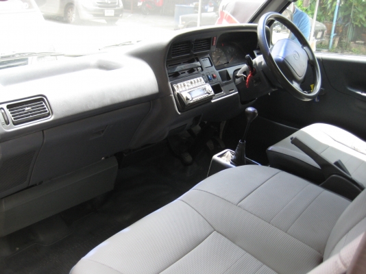 ขายรถตู้หัวจรวด ปี 99 เครื่องเดิม 5L พร้อมใช้สุด ๆ