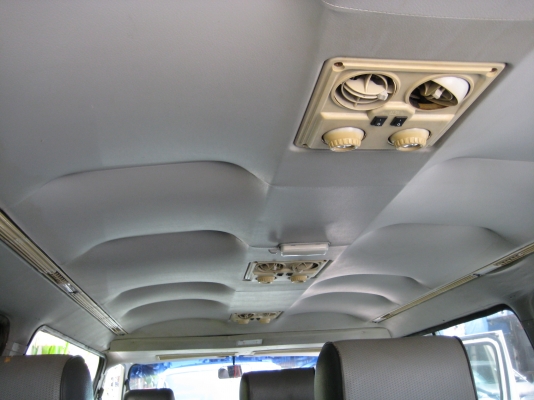 ขายรถตู้หัวจรวด ปี 99 เครื่องเดิม 5L พร้อมใช้สุด ๆ