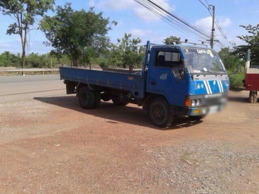 ขายรถบรรทุกหกล้อ Mitsubishi canter เครื่อง 4D31 - 110 แรง หัวเดิม เครื่องดี แลสซีสวย ทะเบียนพร้อม