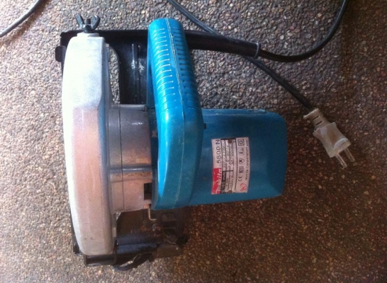 เลื่อยวงเดือน makita 5800NB 1700บาท ส่งฟรี ทั่วไทย เลื่อยวงเดือน makita 5800NB 1700บาท ส่งฟรี ทั่วไทย