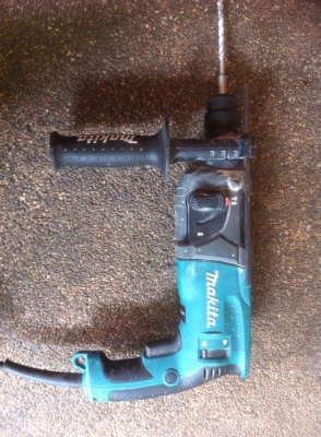 สว่านโรตารี่2ระบบ Makita รุ่น HR2460F 2200บาท ส่งฟรี ทั้วไทย