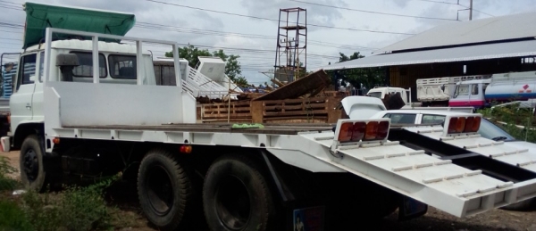 F18 เพลาเดียวท้ายลาด ขึ้นแบคโฮ 750,000