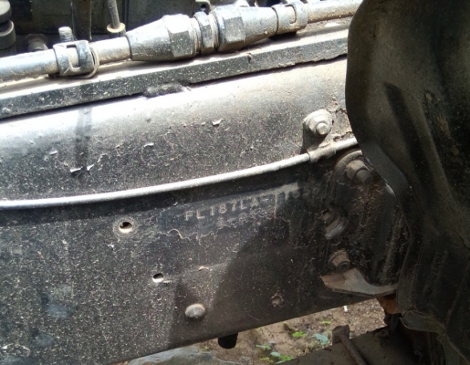 F18 เพลาเดียวท้ายลาด ขึ้นแบคโฮ 750,000