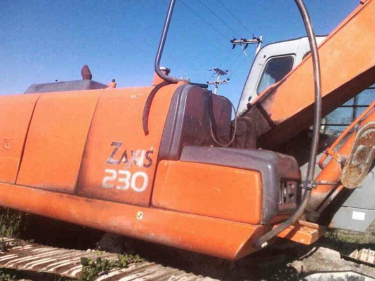 รถแบคโฮมือสอง Hitachi ZX 230 เจ้าของขายเอง ลองขับก่อนได้ 090-268-2646