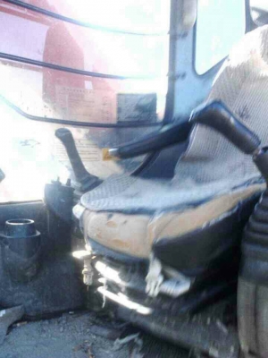 รถแบคโฮมือสอง Hitachi ZX 230 เจ้าของขายเอง ลองขับก่อนได้ 090-268-2646